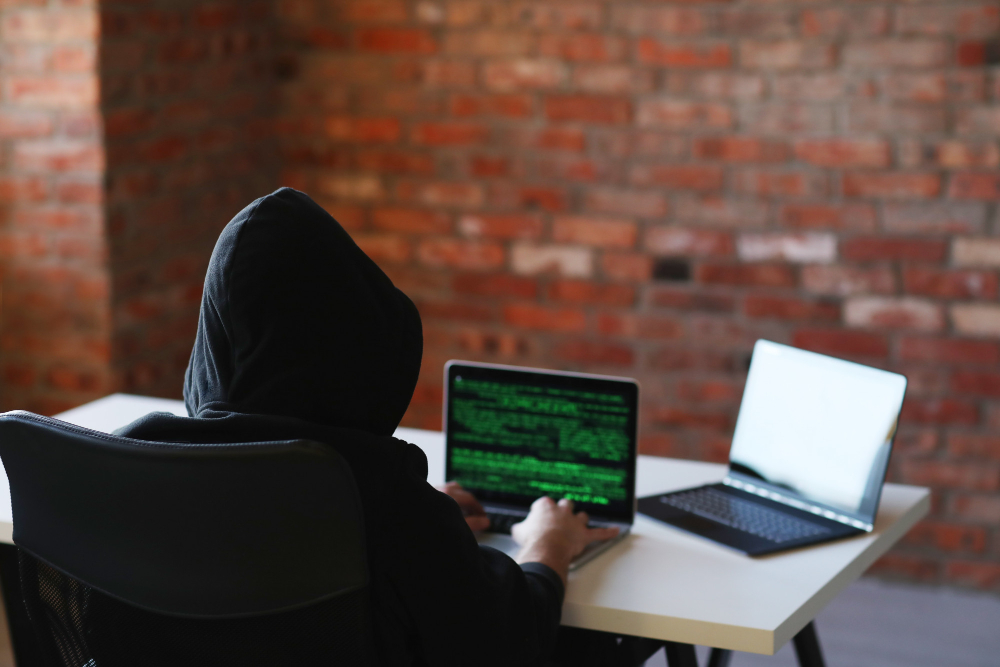 hacker man laptop
